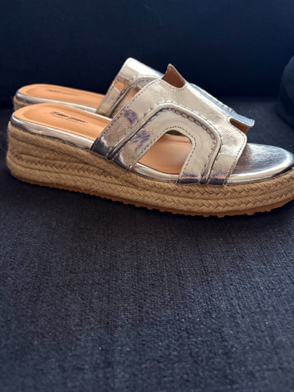 NWOT Silver Espadrilles Wedges Platform Raffia sandals SZ 7